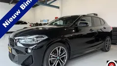 Zwart Gebruikt 2019 BMW X2 Executive SUV | € 25.990 (Eerlijke prijs)