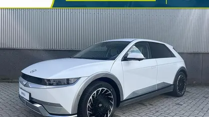 Wit Nieuw 2025 Hyundai Ioniq 5 SUV | € 49.940 (Eerlijke prijs)