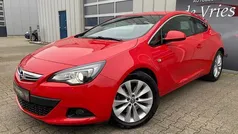 Rood Gebruikt 2014 Opel Astra GTC Design Edition Coupé | € 8.990 (Eerlijke prijs)