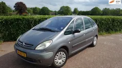 Grijs, metallic lak Gebruikt 2004 Citroën Xsara Picasso MPV | € 999 (Goede deal)