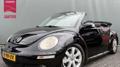 Zwart Gebruikt 2008 VW Beetle Trendline Cabriolet | € 6.444 (Eerlijke prijs)