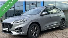 Grijs, metallic lak Gebruikt 2023 Ford Kuga ST-Line X SUV | € 30.800 (Eerlijke prijs)