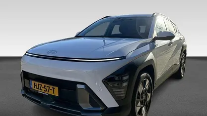 Wit Occasion 2025 Hyundai Kona Comfort SUV | € 31.930 (Eerlijke prijs)