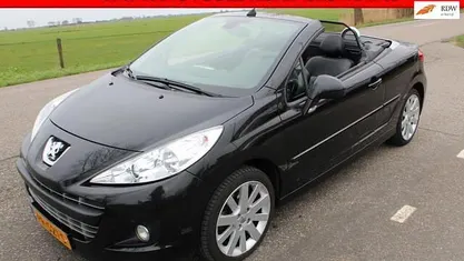 Zwart Occasion 2012 Peugeot 207 CC Griffe Cabriolet | € 3.950 (Eerlijke prijs)