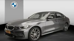 Gebruikt 2019 BMW 320 Comfort Edition Sedan | € 23.900 (Eerlijke prijs)