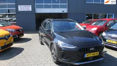 Zwart Gebruikt 2022 Ford Focus ST-Line Stationwagen | € 25.940 (Eerlijke prijs)