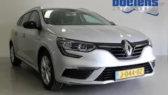 Grijs, metallic lak Gebruikt 2020 Renault Mégane GrandTour LIMITED Stationwagen | € 13.897 (Eerlijke prijs)