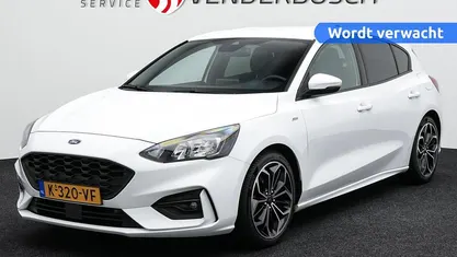 Wit Occasion 2021 Ford Focus Business Edition Hatchback | € 17.085 (Eerlijke prijs)