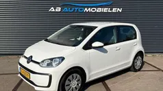 Wit Gebruikt 2019 VW up! Move Hatchback | € 8.450 (Eerlijke prijs)