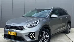 Grijs, metallic lak Gebruikt 2019 Kia Niro SUV | € 22.395 (Eerlijke prijs)