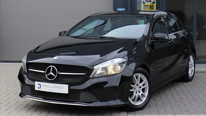 Occasion 2017 Mercedes A180 Hatchback | € 15.850 (Eerlijke prijs)