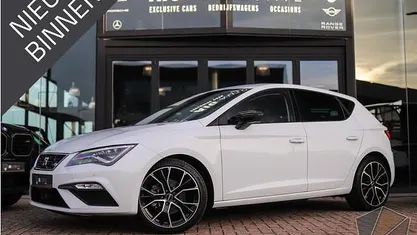 Wit Occasion 2018 Seat Leon Beats Hatchback | € 13.950 (Eerlijke prijs)