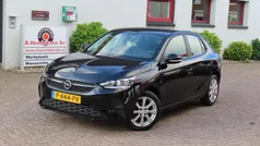 Zwart Gebruikt 2022 Opel Corsa Edition Hatchback | € 14.350 (Eerlijke prijs)