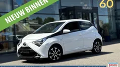 Wit Gebruikt 2021 Toyota Aygo X-clusiv Hatchback | € 15.950 (Eerlijke prijs)
