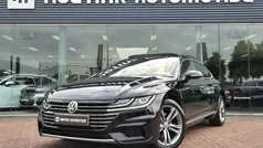 Zwart Gebruikt 2019 VW Arteon Business Hatchback | € 20.940 (Eerlijke prijs)