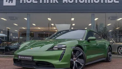 Occasion Porsche Taycan Performance Package 300 kW (409 PK) 2021 Groen Sedan