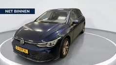 Blauw Gebruikt 2023 VW Golf VIII Life Hatchback | € 26.940 (Eerlijke prijs)
