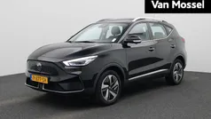 Zwart Gebruikt 2022 MG ZS Luxury Sedan | € 19.795 (Eerlijke prijs)