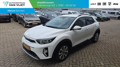 Gebruikt 2024 Kia Stonic SUV | € 22.795 (Eerlijke prijs)