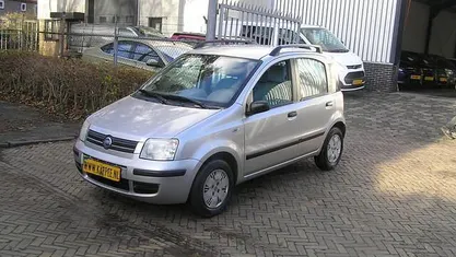 Grijs (metallic) Gebruikt 2006 Fiat Panda Hatchback | € 1.850 (Eerlijke prijs)