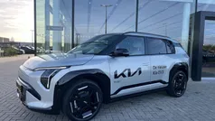 Grijs Gebruikt 2024 Kia EV3 4 SUV | € 45.995 (Eerlijke prijs)