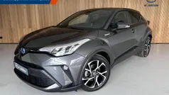 Zwart Gebruikt 2020 Toyota C-HR SUV | € 25.950 (Eerlijke prijs)