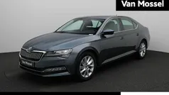 Grijs Gebruikt 2021 Skoda Superb Business Line Hatchback | € 23.945 (Super prijs)
