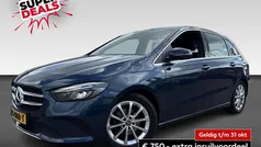 Blauw Gebruikt 2019 Mercedes B180 Edition MPV | € 21.930 (Eerlijke prijs)