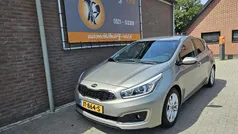 Grijs Gebruikt 2016 Kia Ceed Hatchback | € 9.445 (Eerlijke prijs)