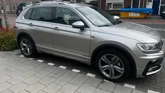 Gebruikt 2020 VW Tiguan Highline SUV | € 31.450 (Eerlijke prijs)