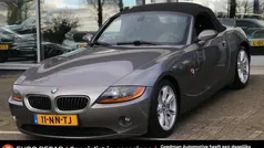 Grijs, metallic lak Gebruikt 2004 BMW Z4 Cabriolet | € 13.195 (Eerlijke prijs)