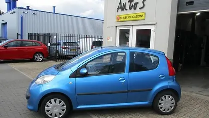 Occasion 2007 Peugeot 107 Hatchback | € 1.650 (Eerlijke prijs)