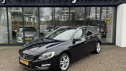 Occasion 2014 Volvo V60 Summum Stationwagen | € 5.900 (Eerlijke prijs)