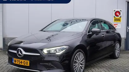 Zwart Gebruikt 2021 Mercedes CLA250e Shooting Brake Premium Stationwagen | € 25.980 (Super prijs)