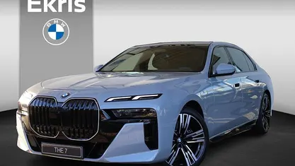 Grijs Nieuw 2025 BMW i7 M Sport Sedan | € 151.780 (Eerlijke prijs)