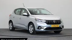 Grijs Gebruikt 2021 Dacia Sandero Comfort Hatchback | € 12.940 (Eerlijke prijs)