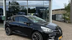 Zwart Gebruikt 2017 Renault Clio GrandTour LIMITED Stationwagen | € 9.750 (Eerlijke prijs)