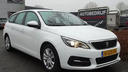 Occasion Peugeot 308 SW Active 111 PK (81 kW) 2020 Stationwagen