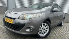 Grijs Gebruikt 2009 Renault Mégane GrandTour Expression Stationwagen | € 3.799 (Eerlijke prijs)