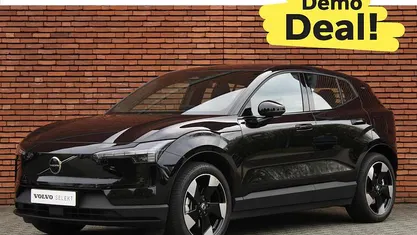 Zwart Gebruikt 2024 Volvo EX30 Plus SUV | € 34.500 (Goede deal)