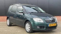 Groen, metallic lak Gebruikt 2007 Skoda Roomster Style Stationwagen | € 3.250 (Eerlijke prijs)