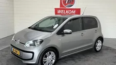 Grijs, metallic lak Gebruikt 2013 VW up! move up! Hatchback | € 6.450 (Eerlijke prijs)