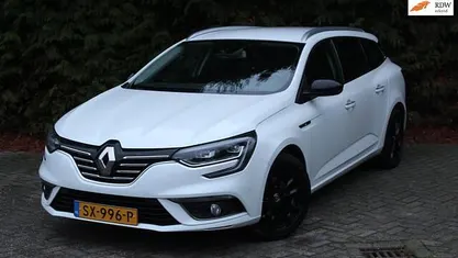 Wit Gebruikt 2018 Renault Mégane GT Line GT-Line Stationwagen | € 9.950 (Eerlijke prijs)