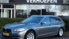Grijs, metallic lak Gebruikt 2012 BMW 520 Comfort Edition Stationwagen | € 13.950 (Eerlijke prijs)