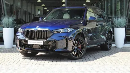 Blauw Gebruikt 2024 BMW X5 Executive SUV | € 94.850 (Eerlijke prijs)