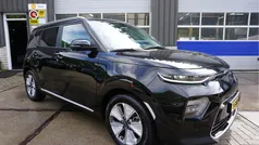 Zwart Gebruikt 2023 Kia Soul EV SUV | € 27.500 (Eerlijke prijs)