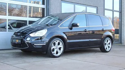 Occasion 2015 Ford S-MAX Platinum MPV | € 10.950 (Eerlijke prijs)