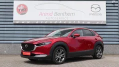 Soul red crystal (rood metallic) Gebruikt 2023 Mazda CX-30 Luxury SUV | € 29.995 (Eerlijke prijs)