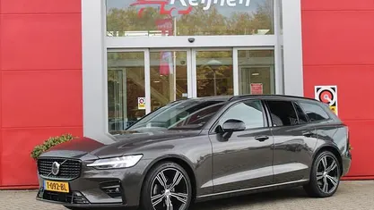 Occasion 2022 Volvo V60 Plus Stationwagen | € 35.945 (Eerlijke prijs)