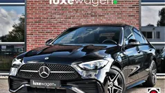 Zwart Gebruikt 2022 Mercedes C300e AMG line Sedan | € 39.900 (Goede deal)